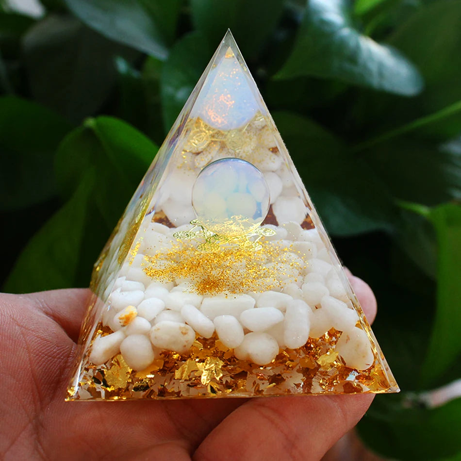 6Cm Orgonite Crystal Pyramid Chakra Spiritual Orgone Pyramid and Generator with Emf Protection for Reiki Healing