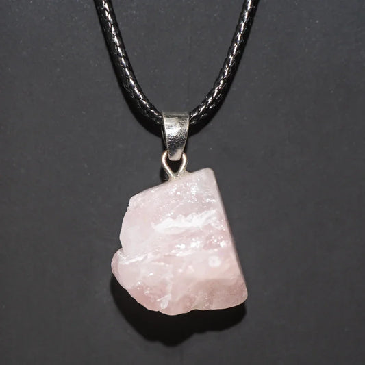 Natural Amethyst Irregular Rough Stone Pendant Clavicle Transparent Quartz Lady Fashion Jewelry Healing Lucky Necklace Gift